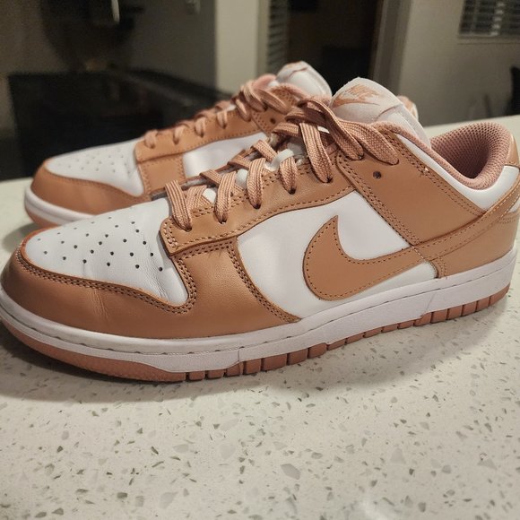Nike Dunk Rose Whisper - Picture 1 of 3